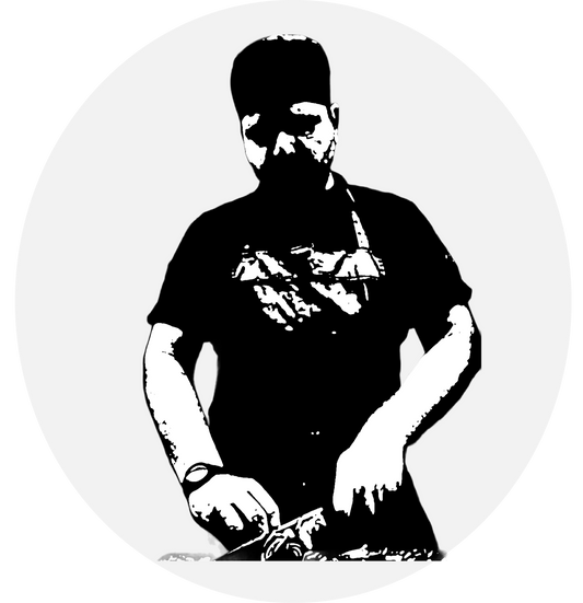 Helstekt kotlett med grönpepparsås & rostad potatis