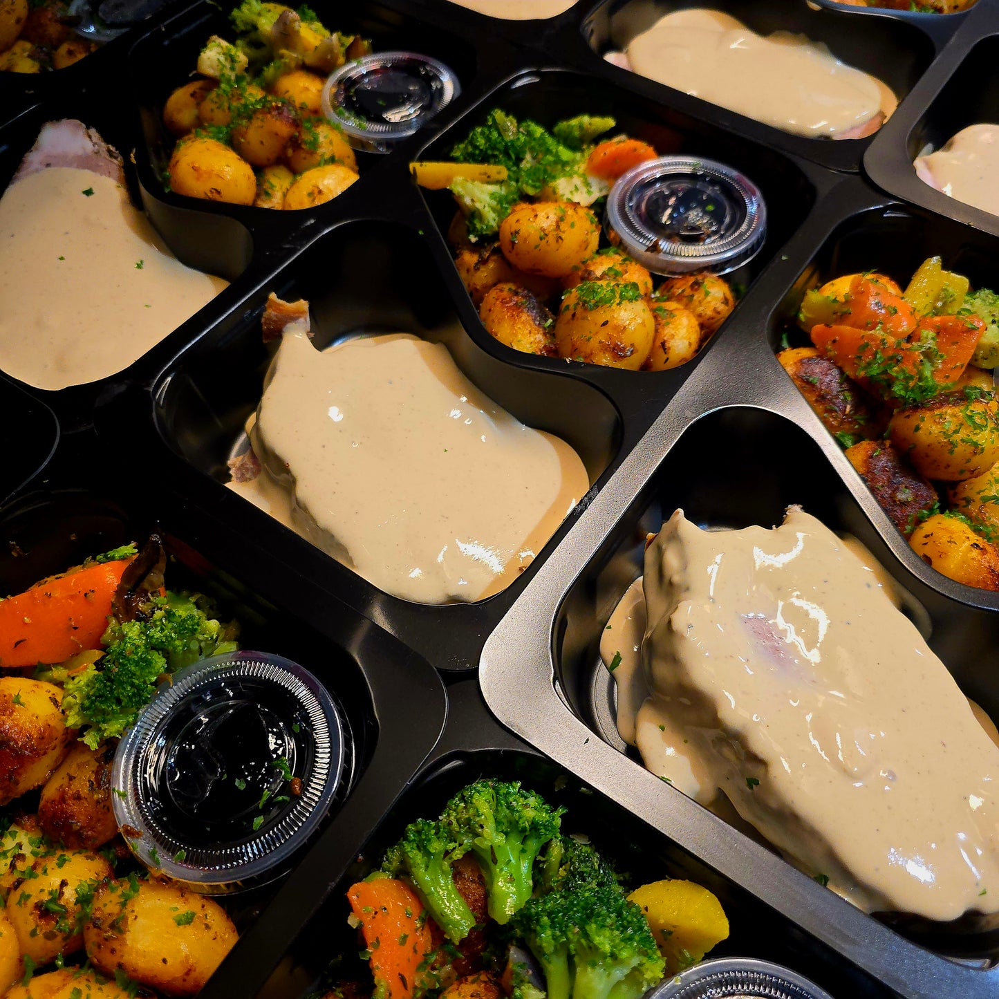 Äppelbakad fläskkarré med gräddsås & gelé