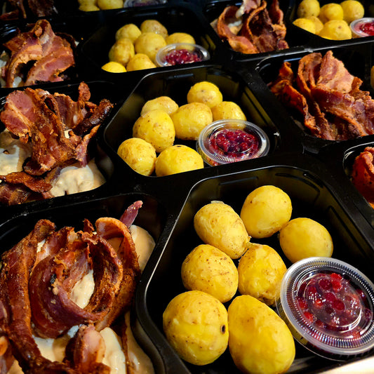 Stekt fläsk från Hjo med löksås & kokt potatis